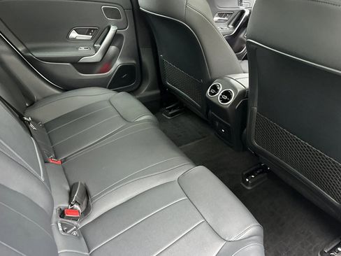 Certified 2025 Mercedes-Benz CLA 250 4MATIC image 31