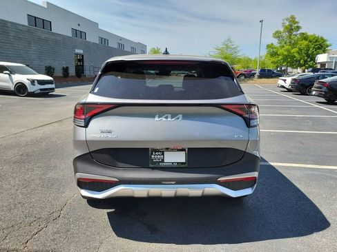 Certified 2025 Kia Sportage LX FWD image 5