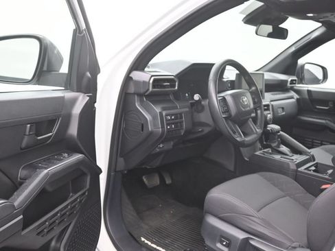 Used 2024 Toyota Tacoma SR RWD image 11