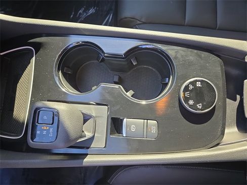 Certified 2025 Nissan Rogue SL w/ SL Premium Package image 22