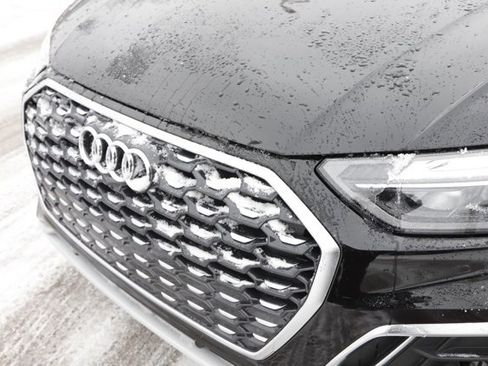Used 2025 Audi Q5 2.0T Premium Plus w/ Premium Plus Package image 11