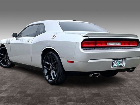 Used 2009 Dodge Challenger R/T image 13
