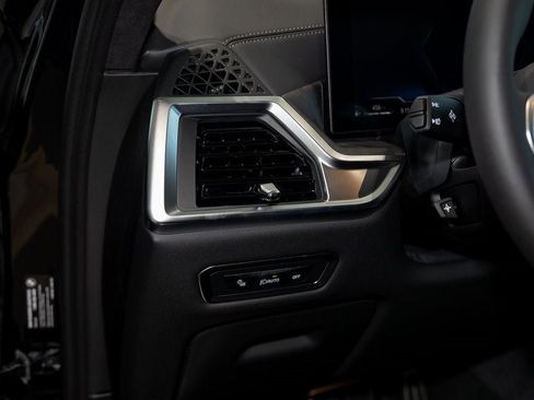 New 2026 BMW X7 xDrive40i w/ M Sport Package image 14