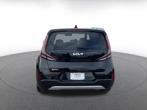 Used 2025 Kia Soul LX w/ LX Technology Package image 12
