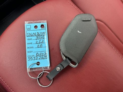 Used 2025 Kia K5 GT-Line w/ GT-Line Premium Package FWD image 24