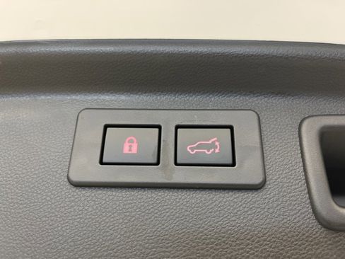 Certified 2024 Subaru Forester Limited image 34