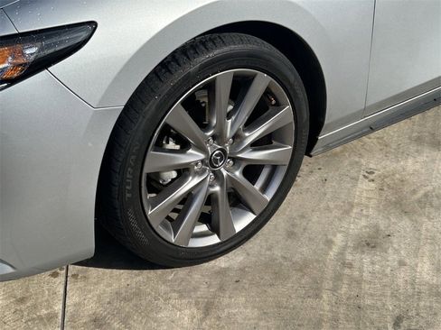 Used 2020 MAZDA MAZDA3 Sedan w/ Select Package image 9