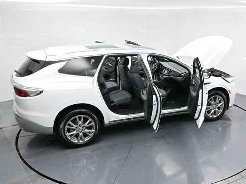 Used 2023 Buick Enclave Essence w/ Experience Buick Package image 39