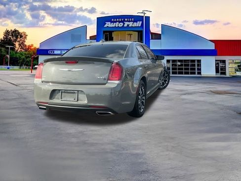 Used 2017 Chrysler 300 S w/ S Model Appearance Package AWD/4WD image 7