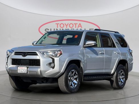 Certified 2023 Toyota 4Runner TRD Off-Road Premium image 2