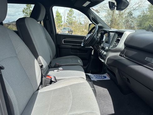 Used 2024 RAM 3500 Big Horn image 32