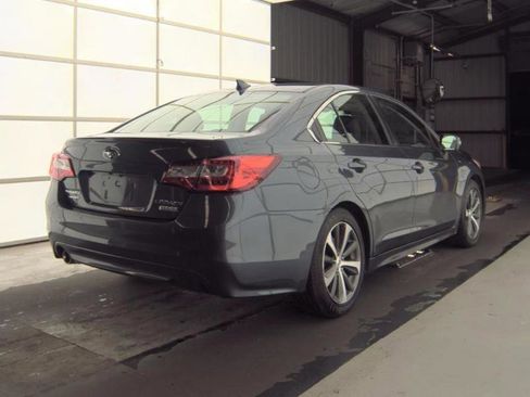 Used 2017 Subaru Legacy 2.5i Limited image 2