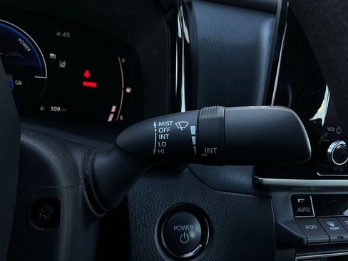 Used 2025 Toyota Camry LE image 35