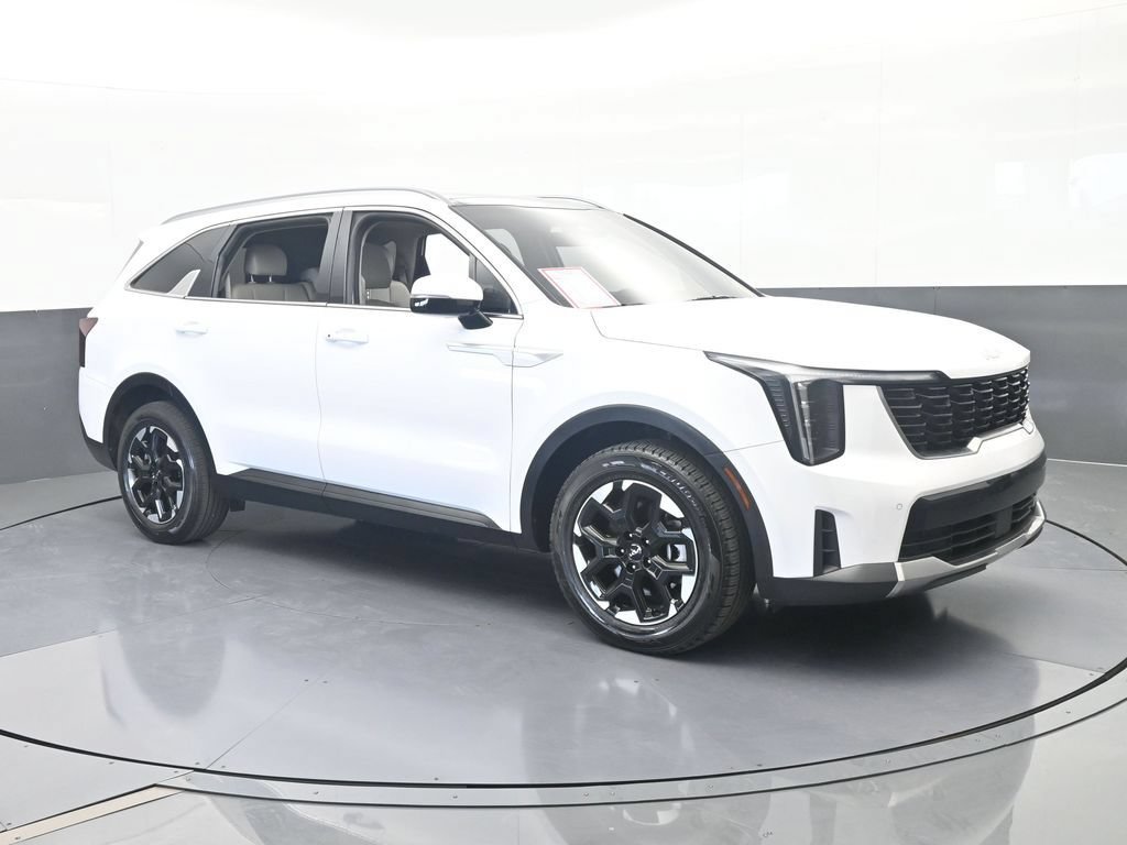 Used 2024 Kia Sorento S w/ Panoramic Sunroof Package FWD image 8