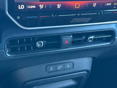 New 2025 Volkswagen ID. Buzz Pro S image 20