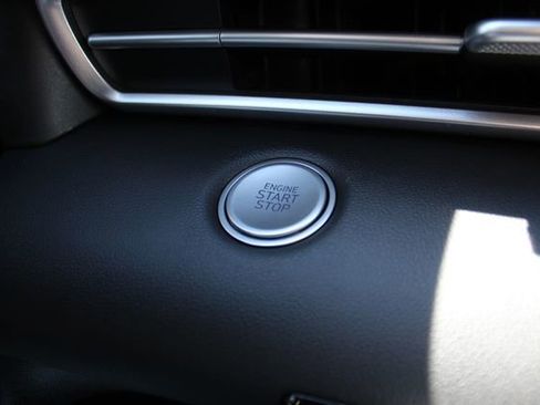 New 2026 Hyundai Elantra Hybrid FWD image 16