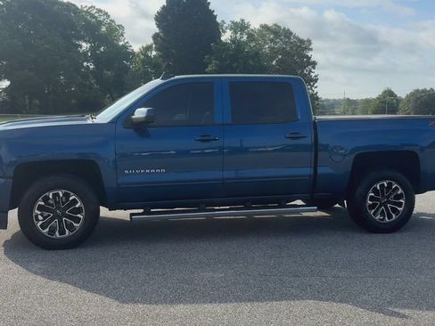 Used 2018 Chevrolet Silverado 1500 LT w/ All Star Edition AWD/4WD image 5