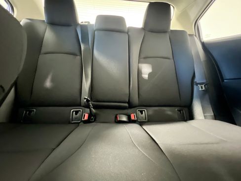 Used 2023 Toyota Corolla LE image 32