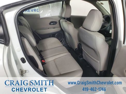 Used 2018 Honda HR-V LX image 13