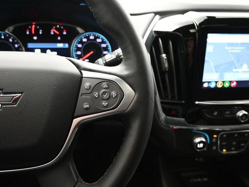 Used 2023 Chevrolet Traverse RS image 26