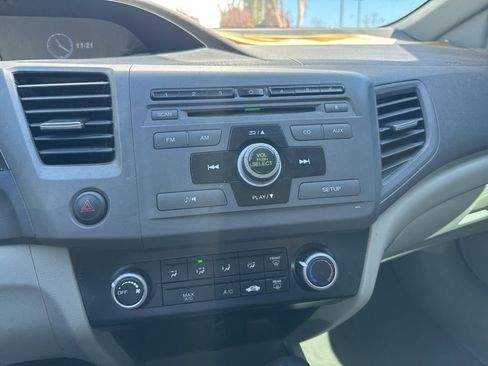 Used 2012 Honda Civic LX image 9