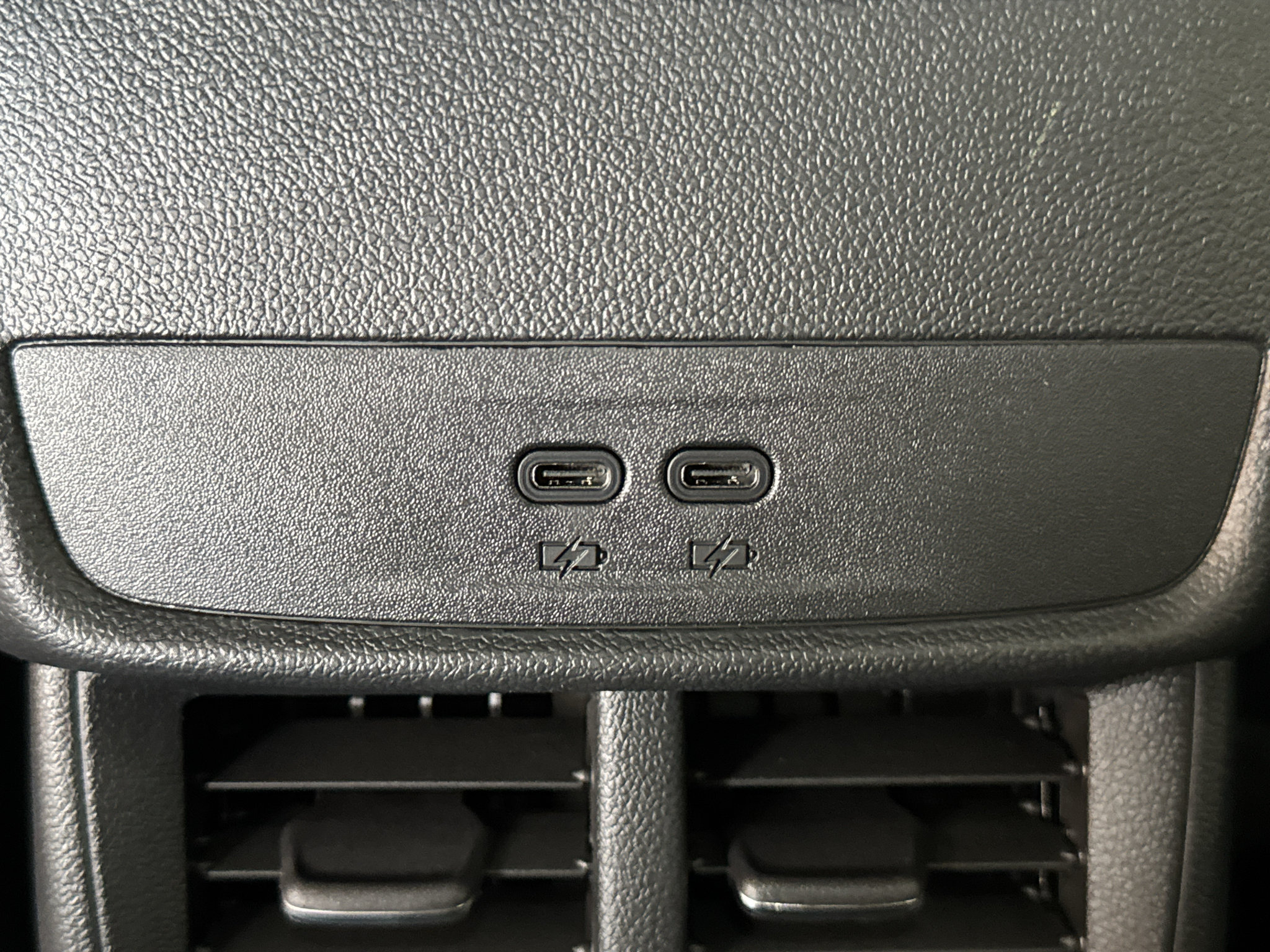 New 2026 GMC Terrain AT4 w/ Technology Package II AWD/4WD image 14