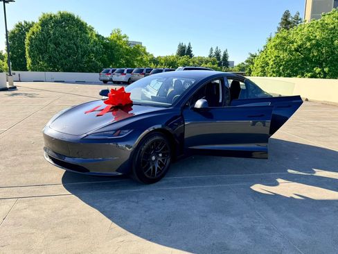 Used 2025 Tesla Model 3 Long Range RWD image 49