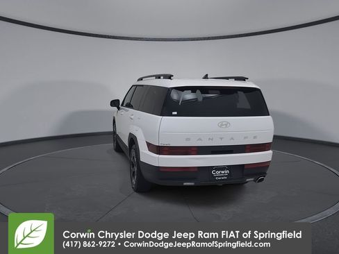 Used 2026 Hyundai Santa Fe SEL FWD image 12