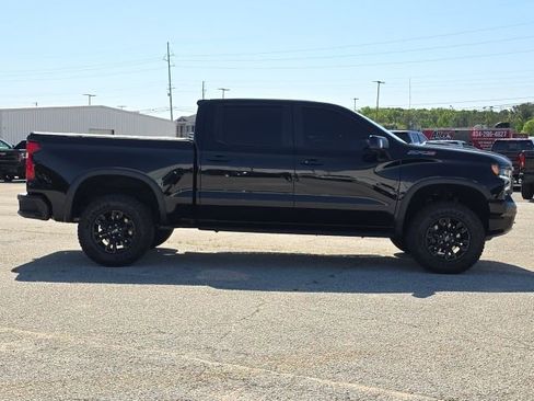 Used 2025 Chevrolet Silverado 1500 ZR2 w/ Technology Package AWD/4WD image 6