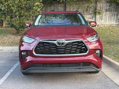 Used 2022 Toyota Highlander Limited