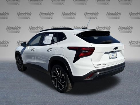 Certified 2024 Chevrolet Trax RS w/ Sunroof Package image 8