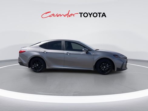 Certified 2026 Toyota Camry SE w/ Convenience Package image 9