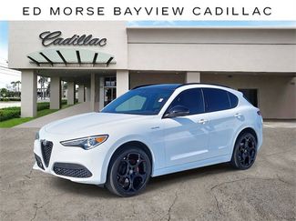 Used 2023 Alfa Romeo Stelvio Veloce video 1