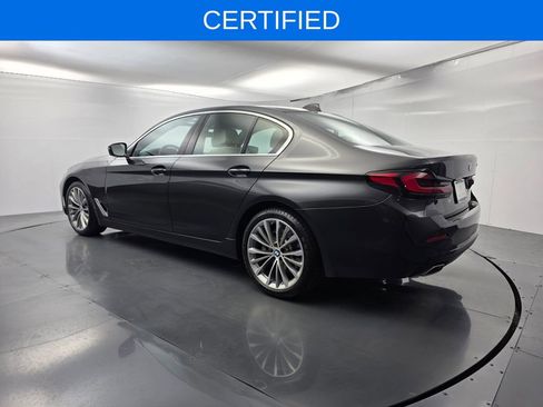 Certified 2023 BMW 530i w/ Premium Package RWD image 6