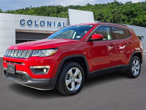 Used 2018 Jeep Compass Latitude w/ Popular Equipment Group image 3