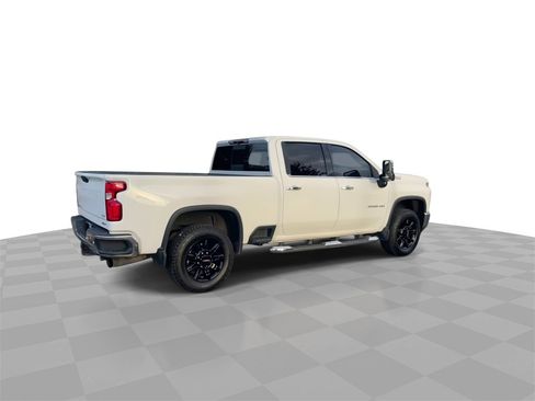 Used 2020 Chevrolet Silverado 2500 LTZ w/ LTZ Plus Package image 8