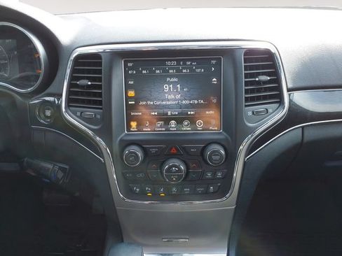 Used 2017 Jeep Grand Cherokee Trailhawk w/ Trailhawk Luxury Group AWD/4WD image 14