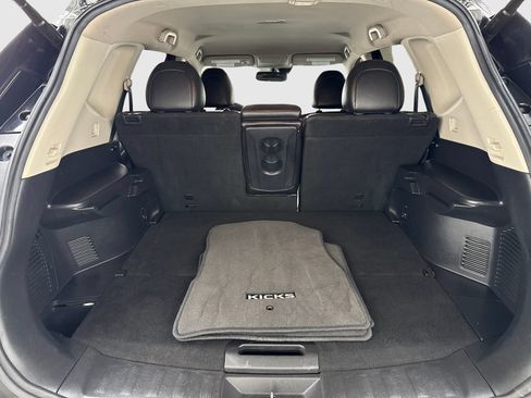 Used 2019 Nissan Rogue SL FWD image 42