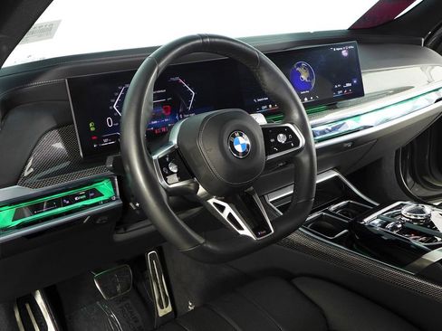 Used 2023 BMW 740i w/ Parking Assistance Package image 30