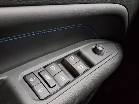 New 2026 Jeep Compass Latitude image 15