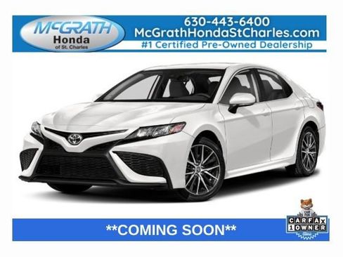 Used 2023 Toyota Camry SE w/ Cold Weather Package AWD/4WD image 1