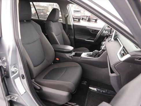 Certified 2025 Toyota RAV4 LE image 24