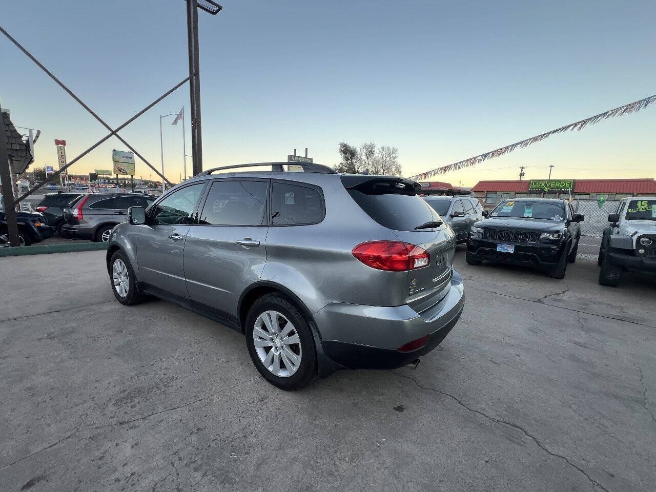 Used 2010 Subaru Tribeca Limited AWD/4WD image 6