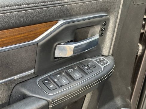 Used 2024 RAM 2500 Laramie image 12