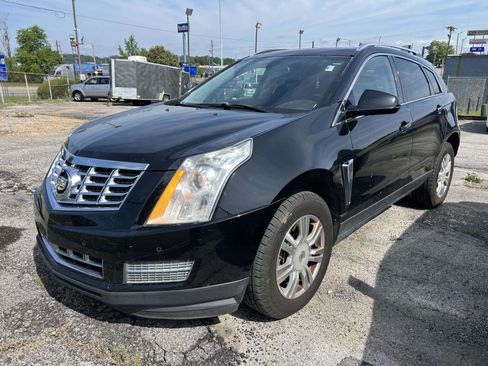 Used 2014 Cadillac SRX Luxury FWD image 2
