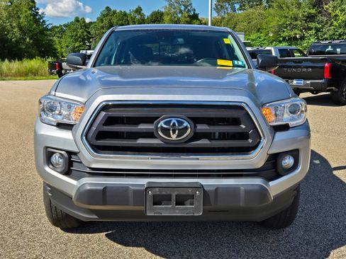 Used 2023 Toyota Tacoma SR5 w/ SX Package AWD/4WD image 9