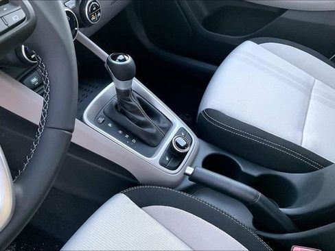 New 2026 Hyundai Venue SEL image 8