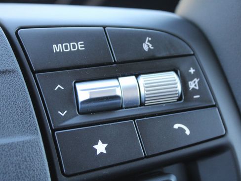 New 2026 Kia Sportage SX image 34