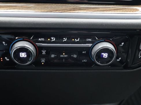 Used 2024 Chevrolet Silverado 1500 LT image 26