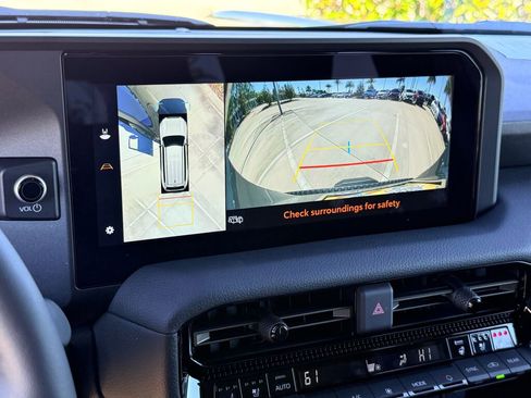 Used 2026 Toyota Land Cruiser image 27